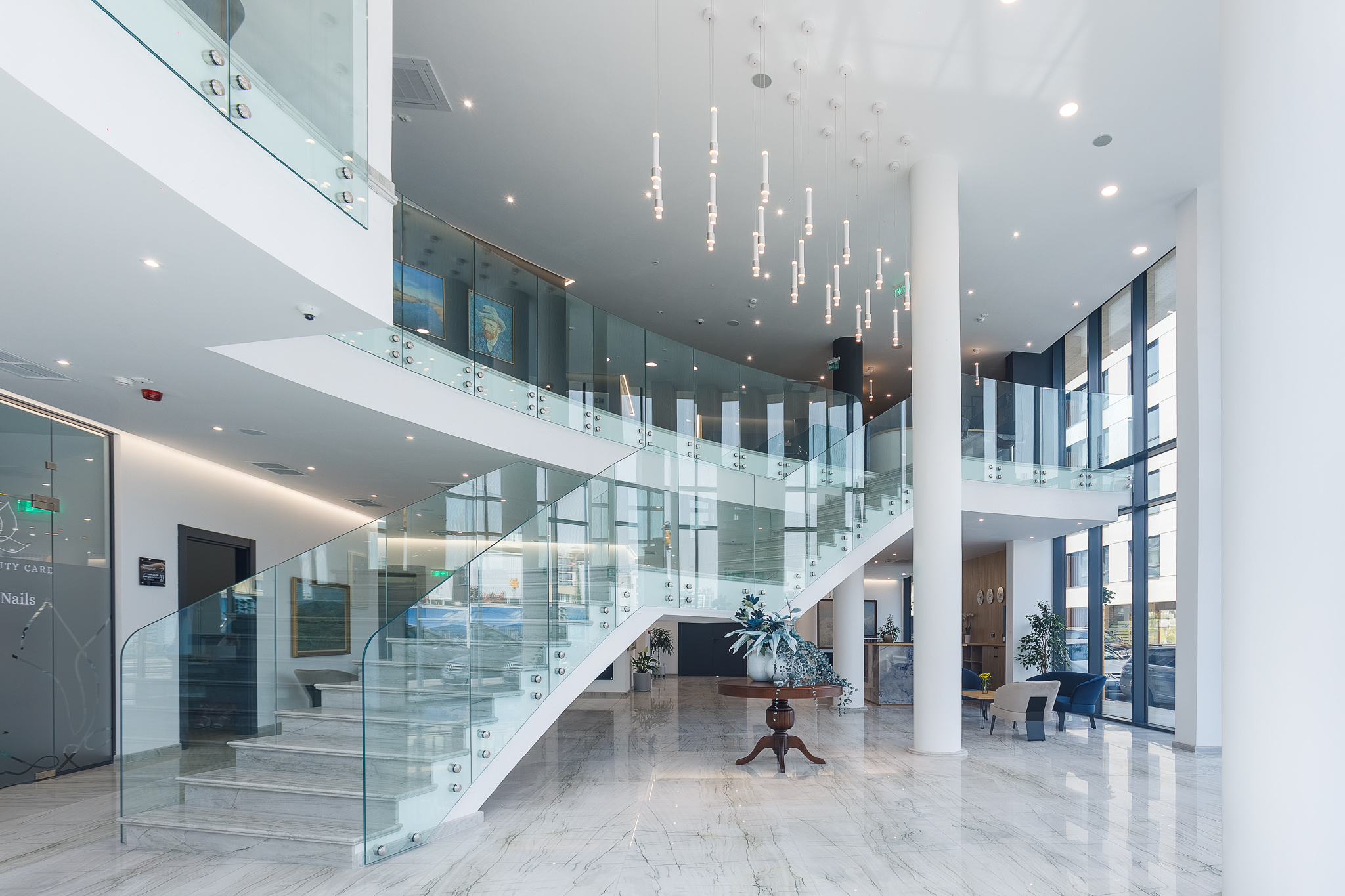 sliders_file6687f1e82e286-foaye