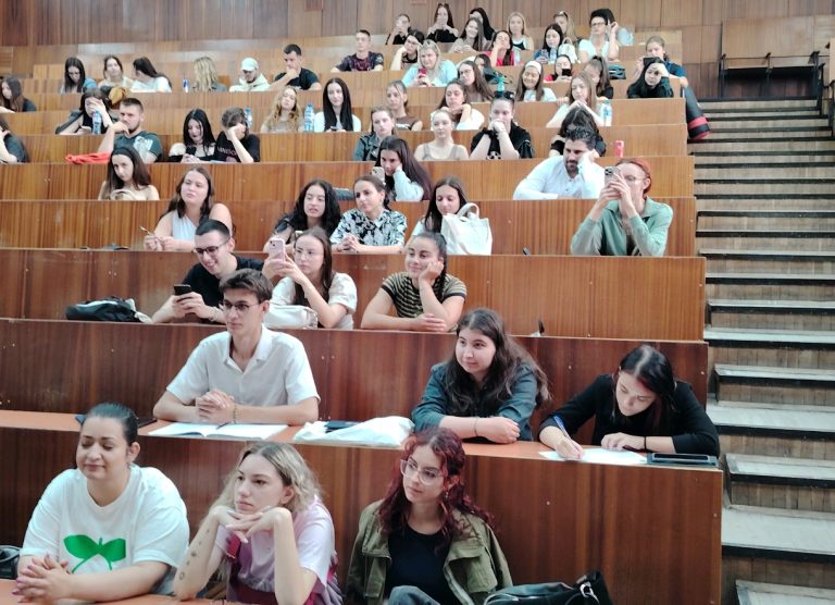 Screenshot_2025-05-21-14-36-42-075_com.microsoft.office.outlook-edit