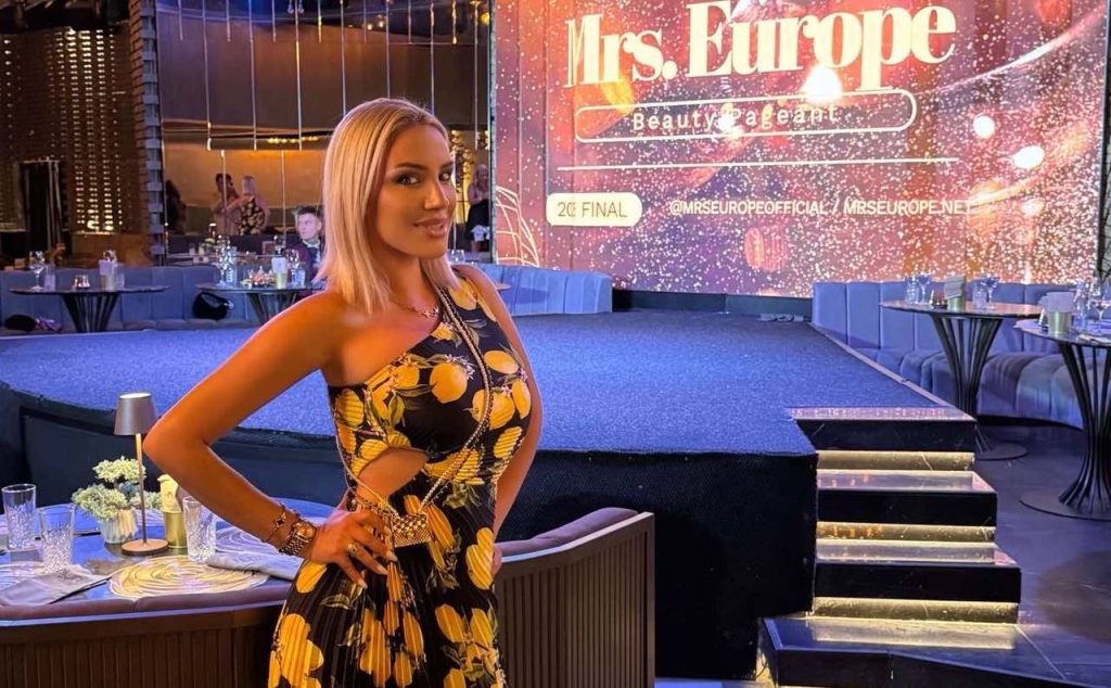 image_editor_output_image700905743-1758311289475