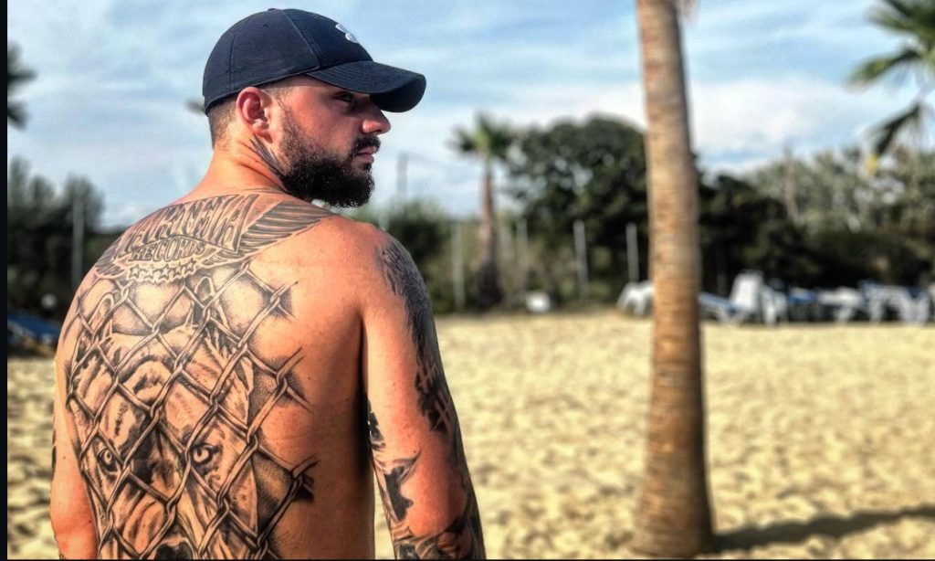 Screenshot_2025-10-03-20-38-12-39_1c337646f29875672b5a61192b9010f9